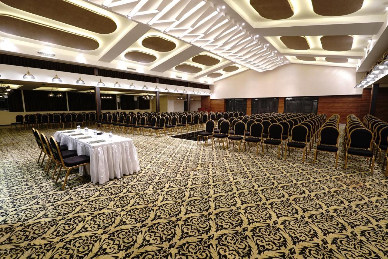 เดอะ กรีน พาร์ค โฮเต็ล ดิยาร์บากีร์ Hotel ดิยาร์บาคีร์ ภายนอก รูปภาพ